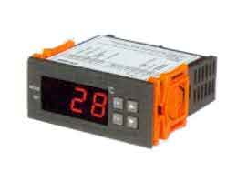 58TC081 - Temperature Controller Input power voltage:12VAC/DC(24VDC,220VAC optional) 58TC081